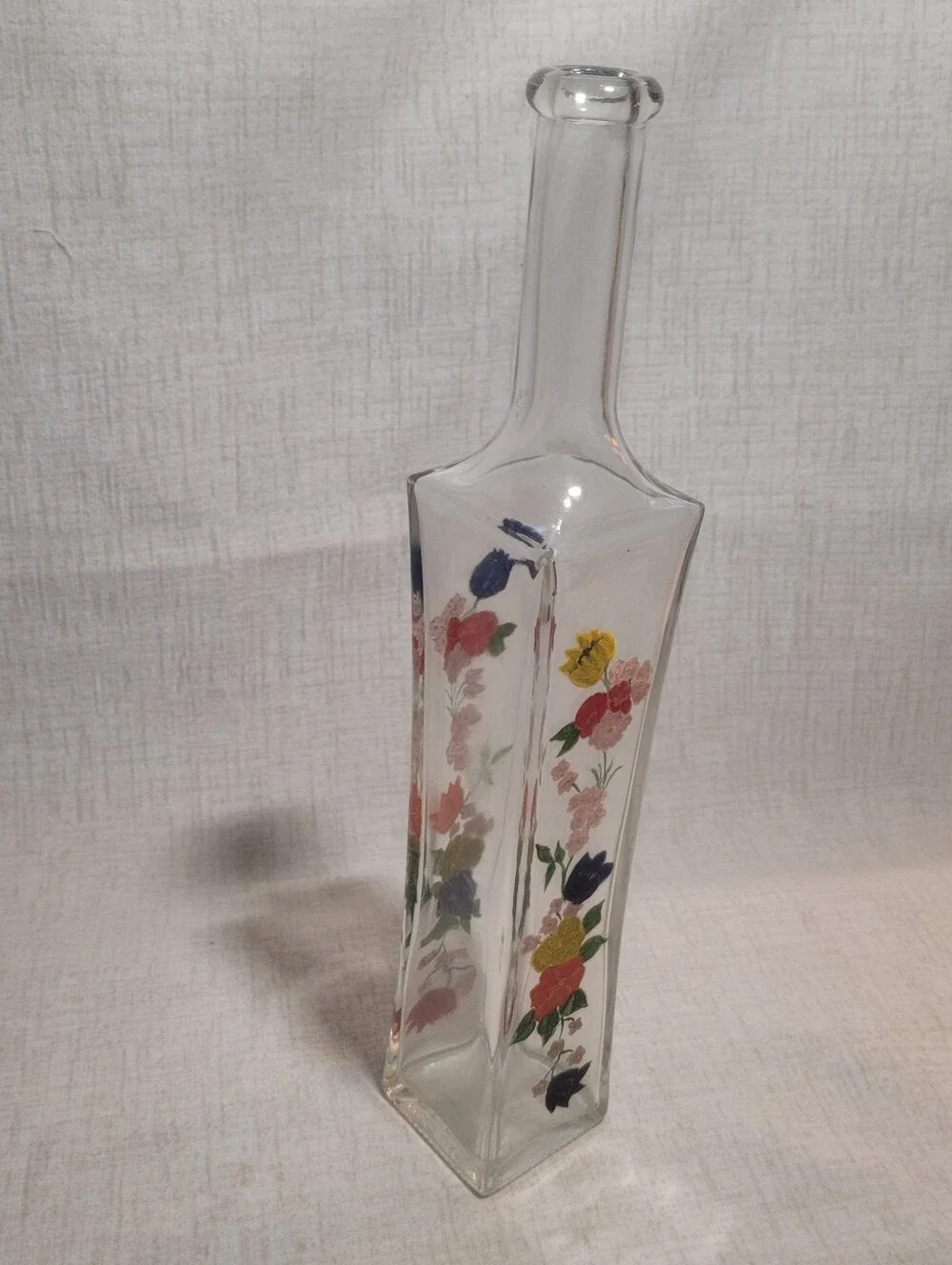 Vintage Avon Glass Flower Bud Vase 7.75